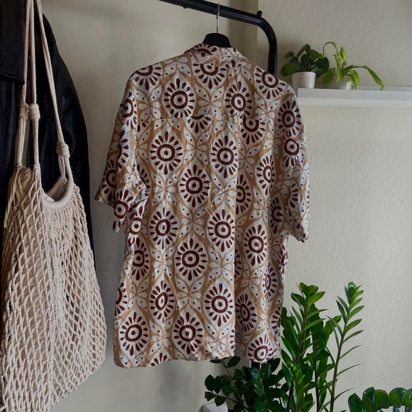 Jack & Jones - Tan and brown button up shirt with patterns. - Picture 4 of 5